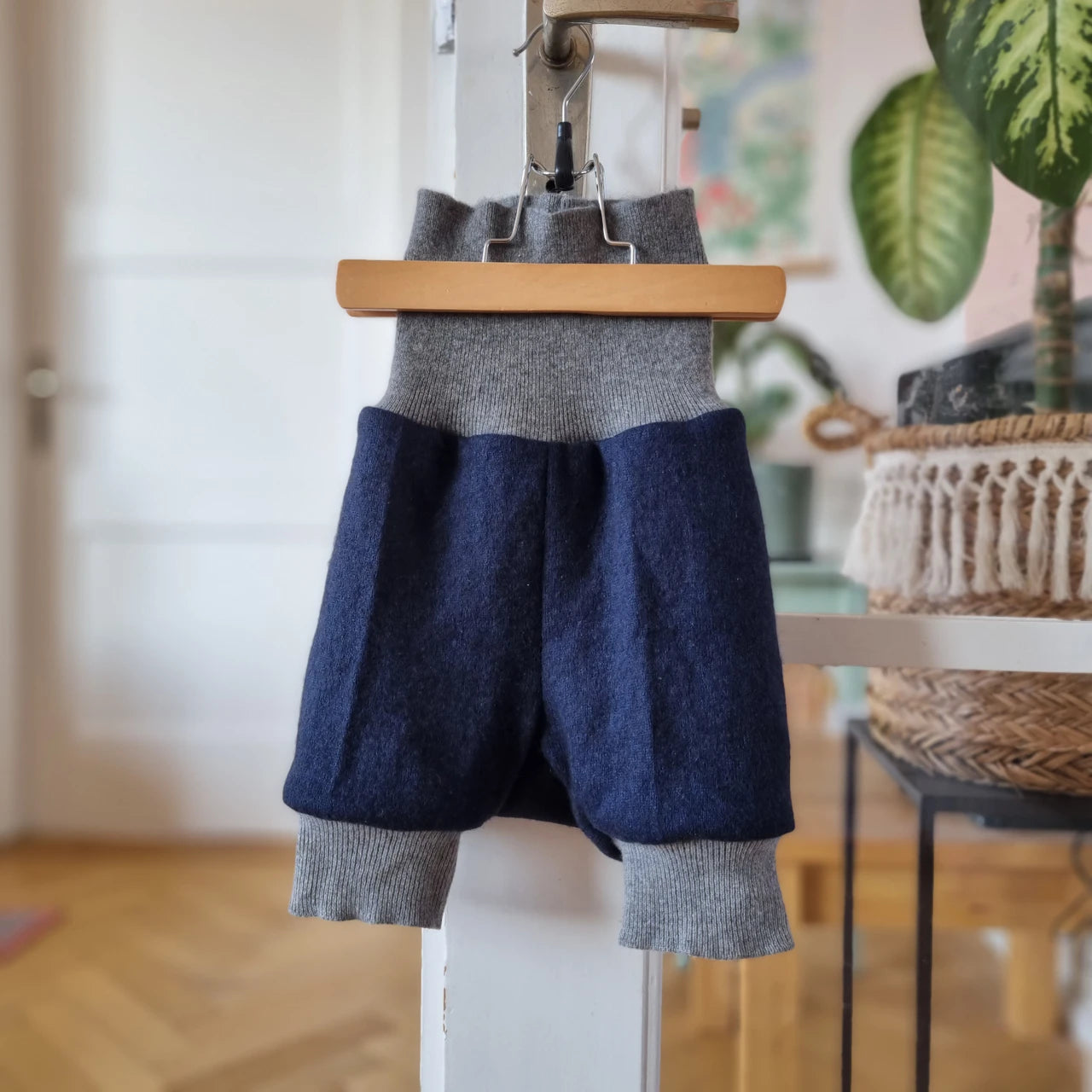Shortie Maxi grau